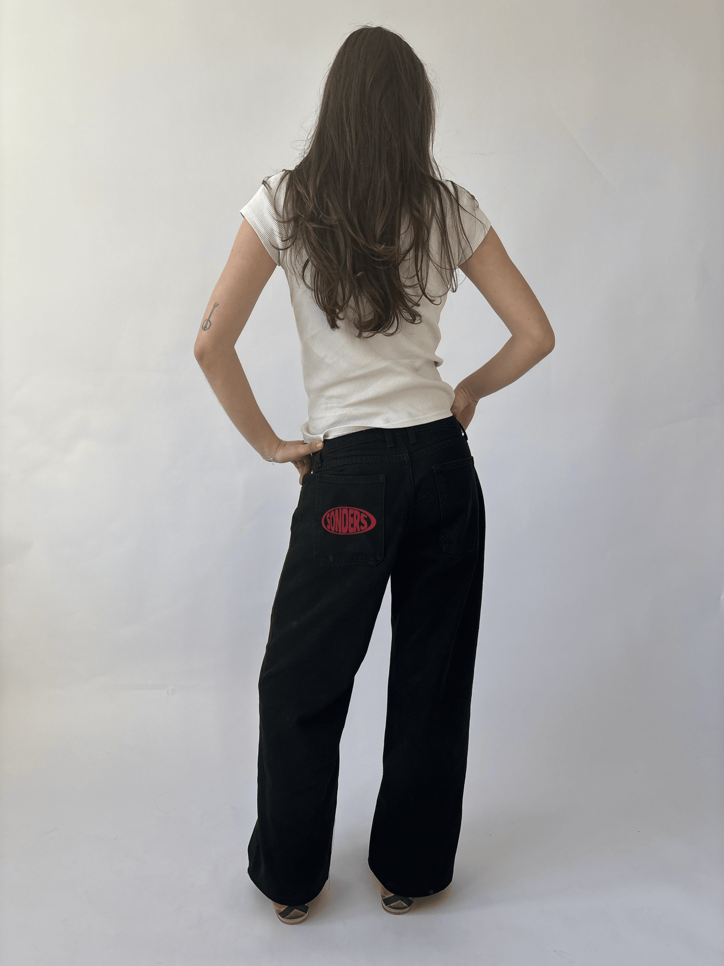 SONDERS CIRCLE-RED