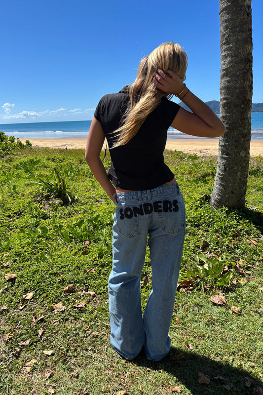 SONDERS cloud font- Black // Baggy Jean