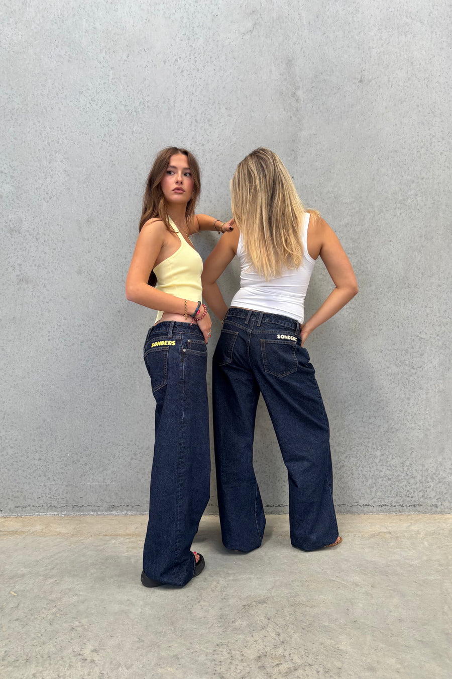 Cream Thread // Baggy Jean
