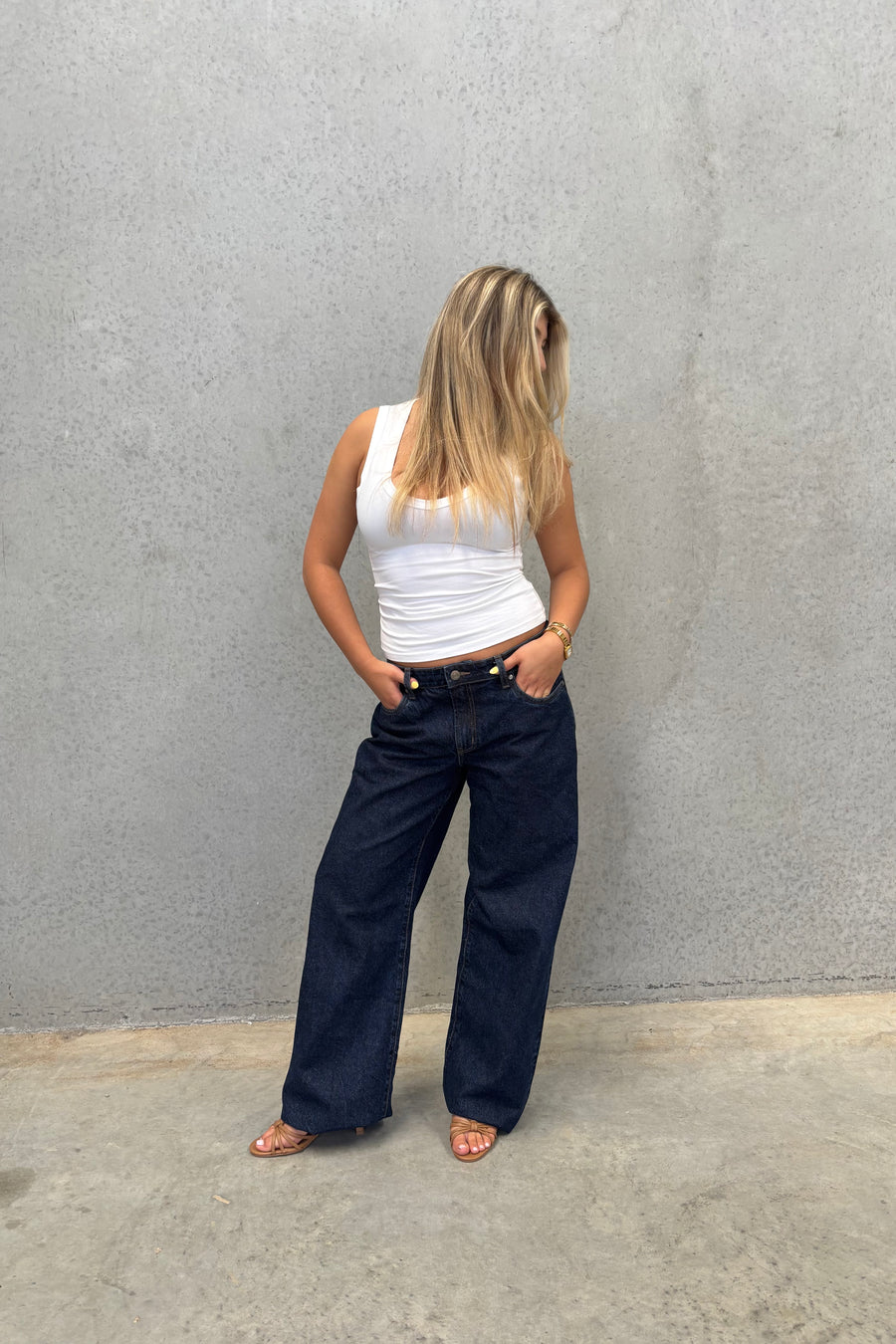 Dark Wash Jeans- No Print // Baggy Jean