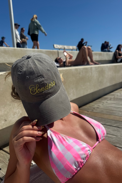 Sonders Essential Cap// stone