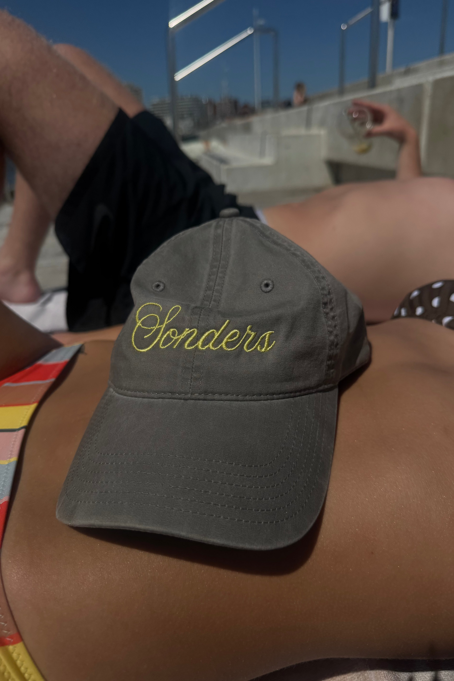 Sonders Essential Cap// stone