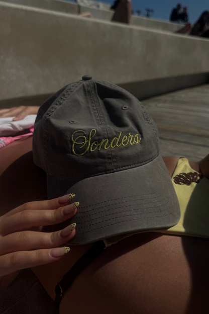 Sonders Essential Cap// stone