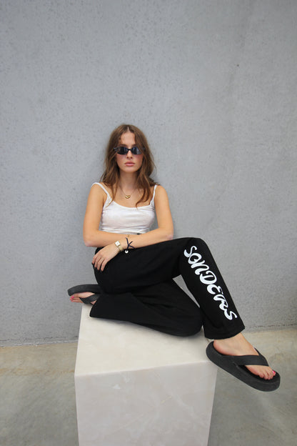 SONDERS original font- White