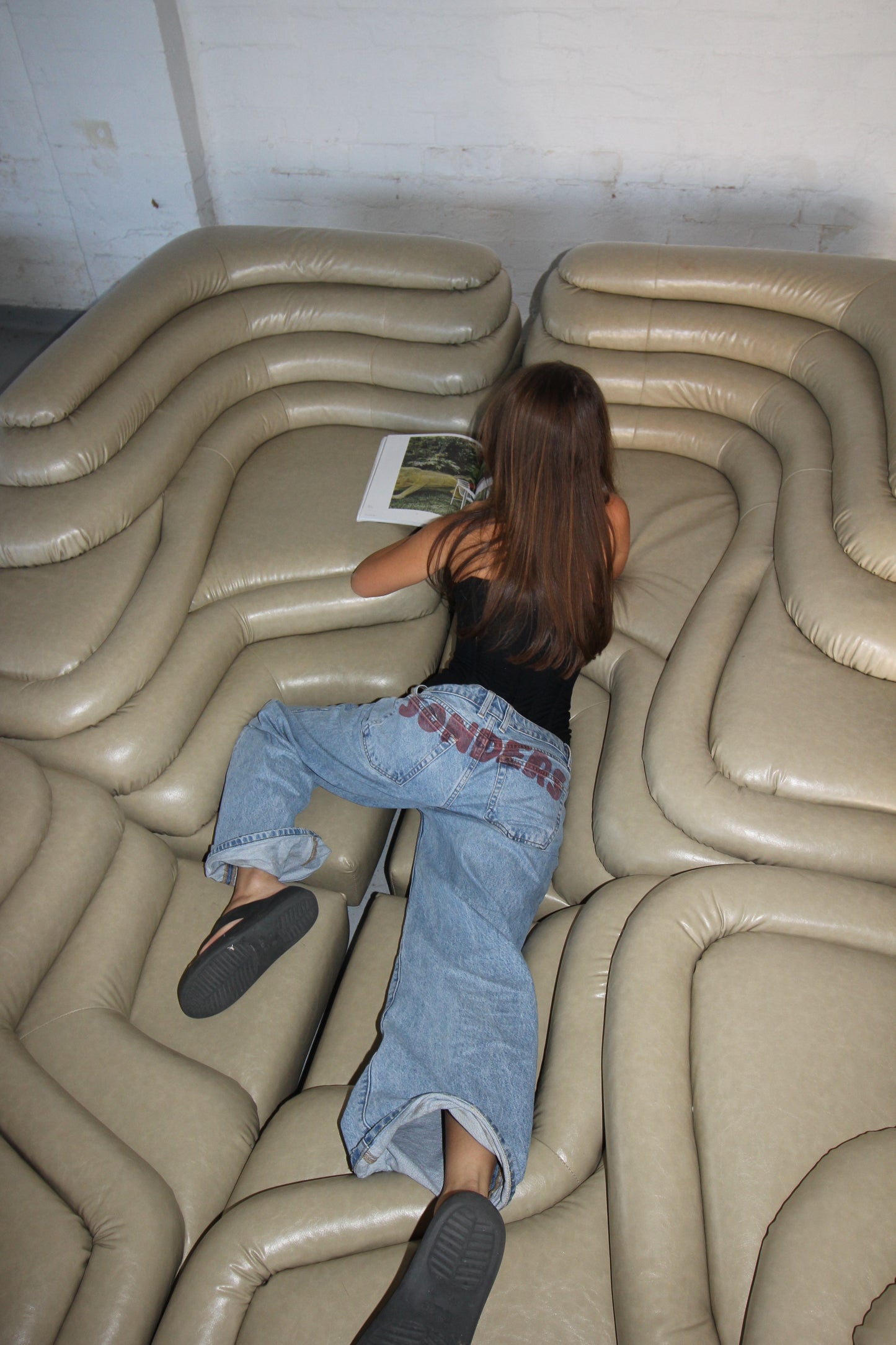 SONDERS cloud font- Red// Baggy Jean