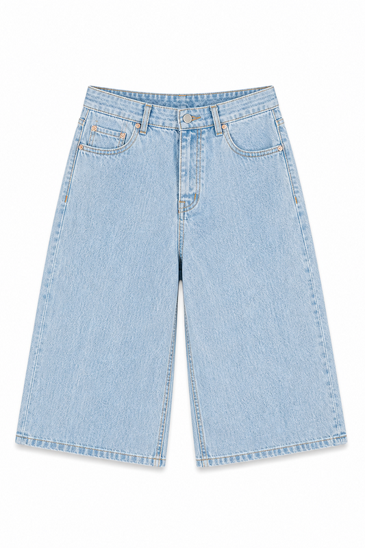 Denim Capri // Light Wash