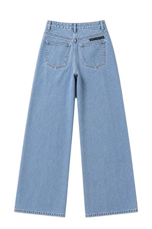 Black Thread // Baggy Jean